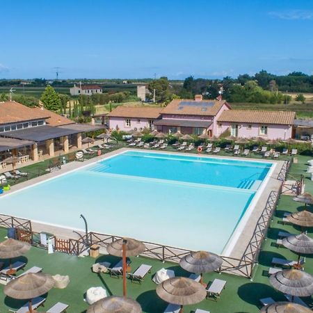 Fattoria Palazzeta - Pet & Family Friendly Aparthotel Cecina  Luaran gambar