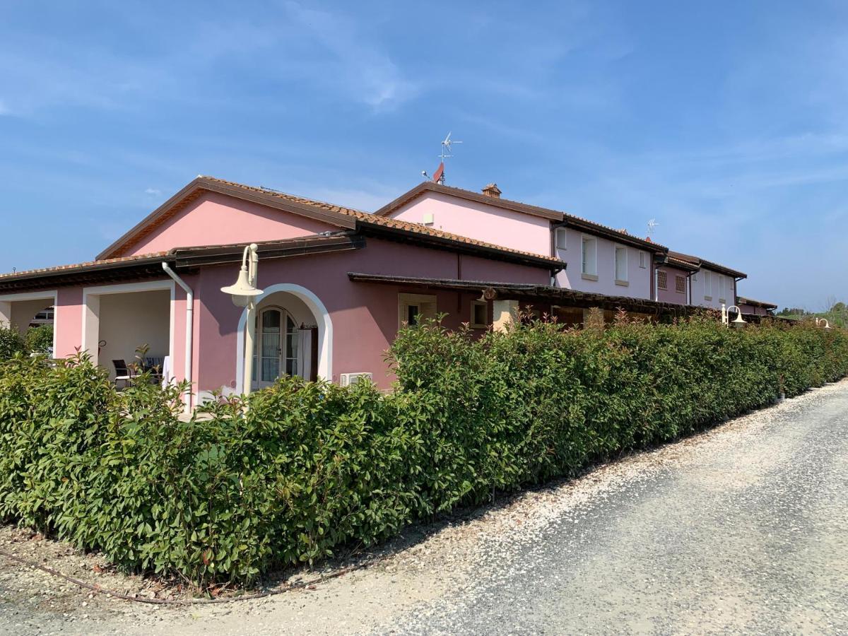 Fattoria Palazzeta - Pet & Family Friendly Aparthotel Cecina  Luaran gambar